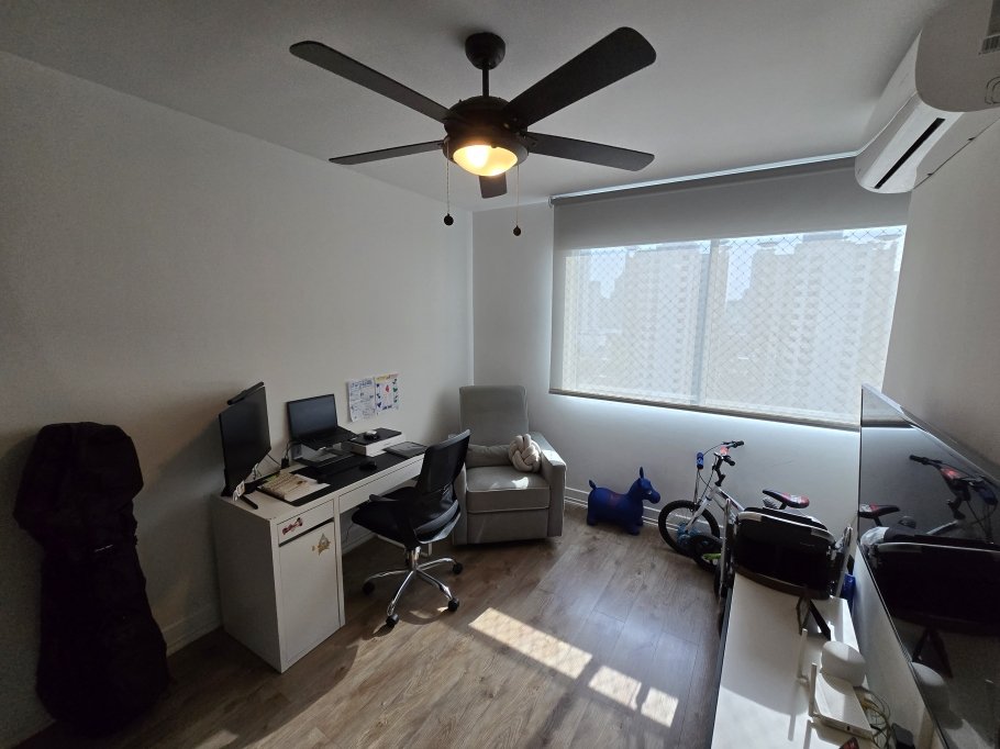 Apartment For Sale in San Francisco