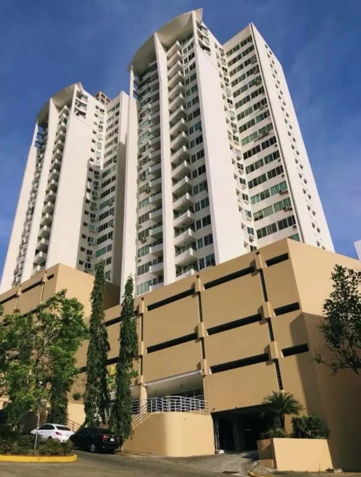 Venta de apartamento en PH Majestic Gardens, Edison Park