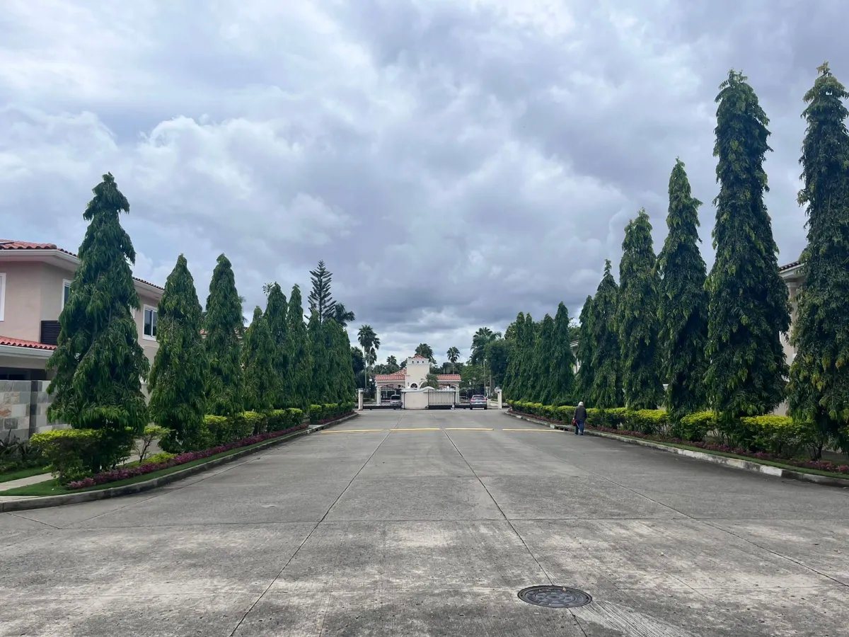 Se vende hermosa casa en Costa del Este, Costa Bella