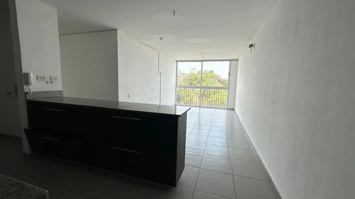 Apartment For Sale in PH Aviñon Towers