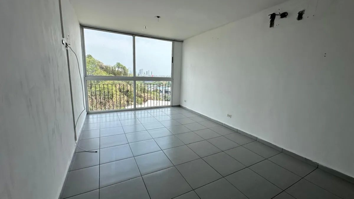 Apartment For Sale in PH Aviñon Towers