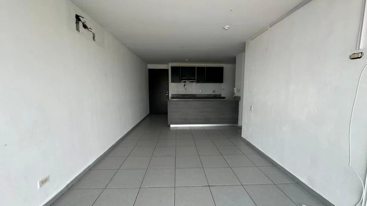 Apartment For Sale in PH Aviñon Towers