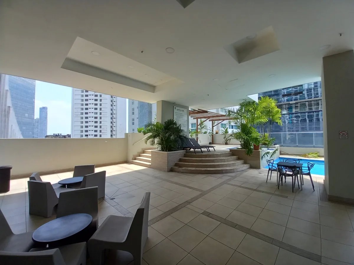 Venta de apartamento reposeído, Bella Vista, Ph Bell View Torre