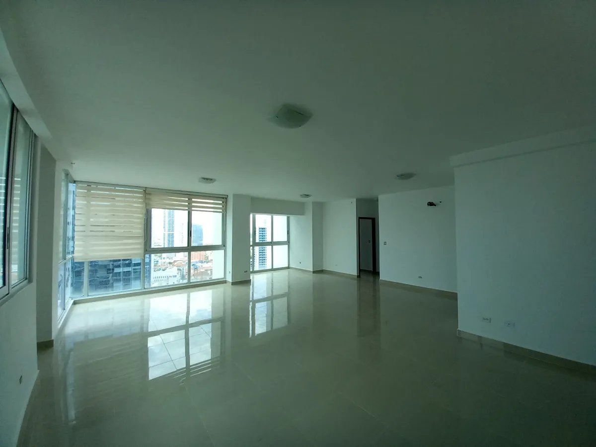 Venta de apartamento reposeído, Bella Vista, Ph Bell View Torre