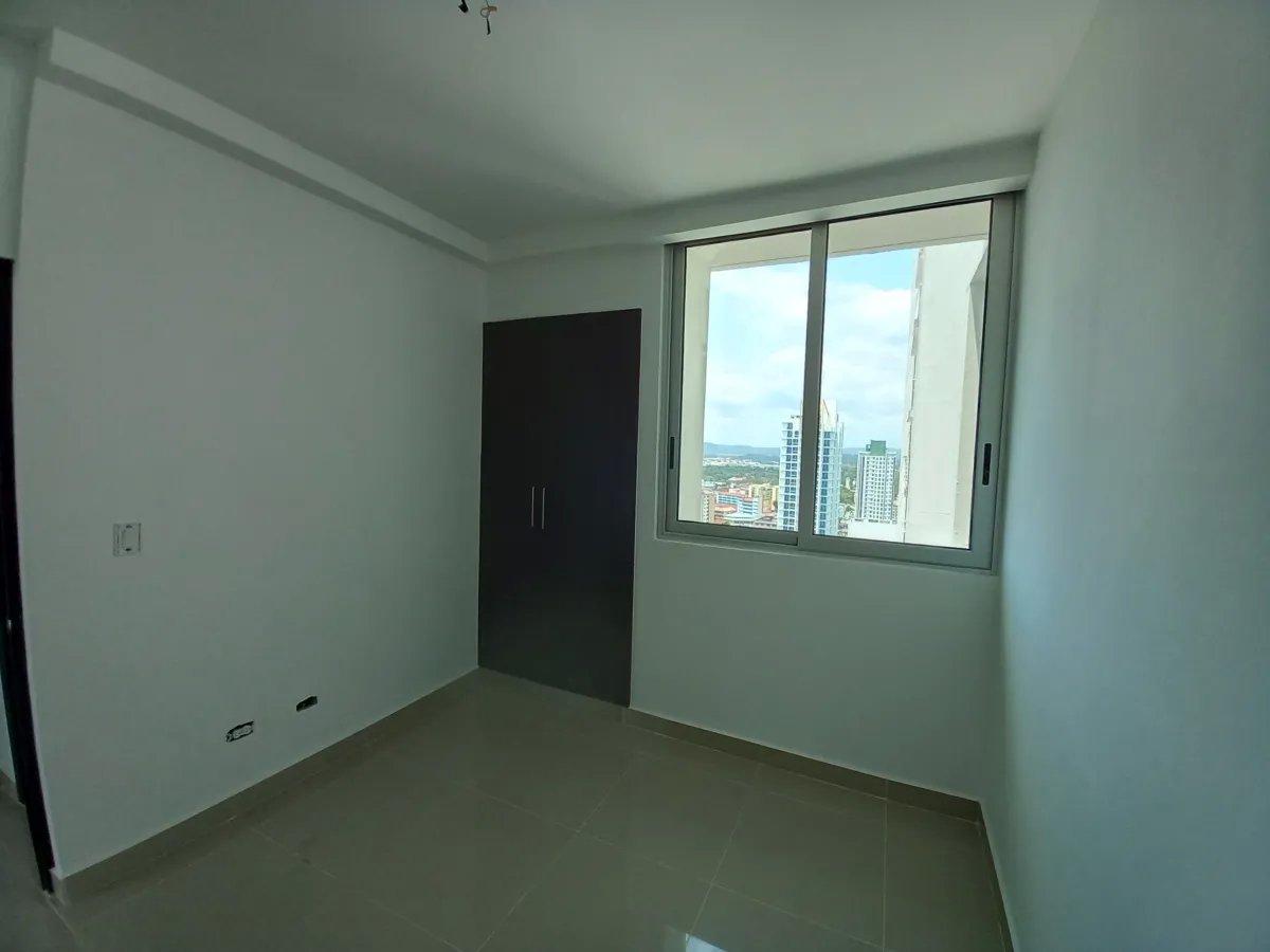 Venta de apartamento reposeído, Bella Vista, Ph Bell View Torre