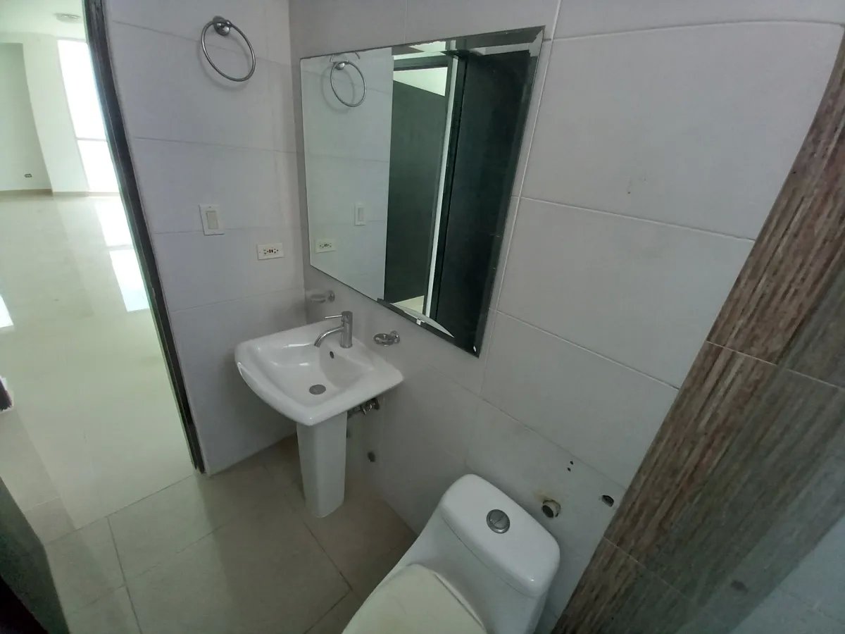 Venta de apartamento reposeído, Bella Vista, Ph Bell View Torre