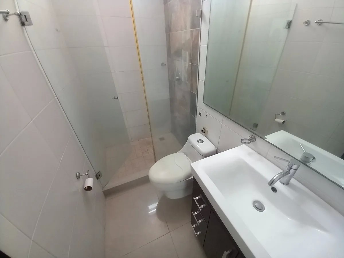 Venta de apartamento reposeído, Bella Vista, Ph Bell View Torre