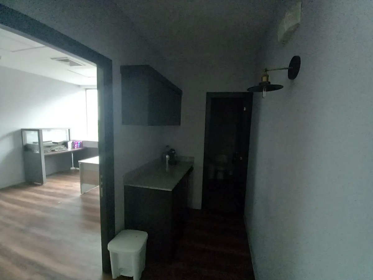 Venta de oficina reposeída, Costa del Este