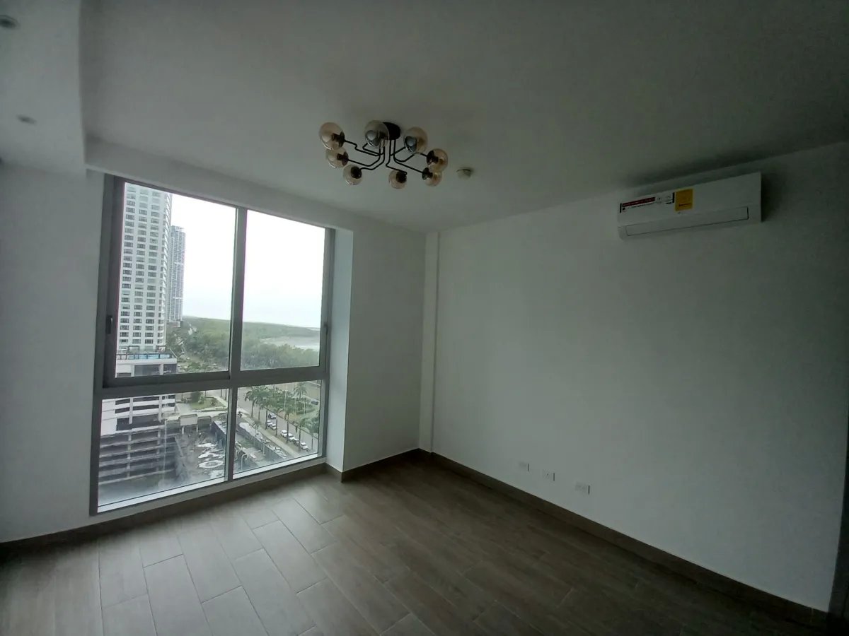 Venta de Apartamento Reposeido,PH Regalia, Costa del Este