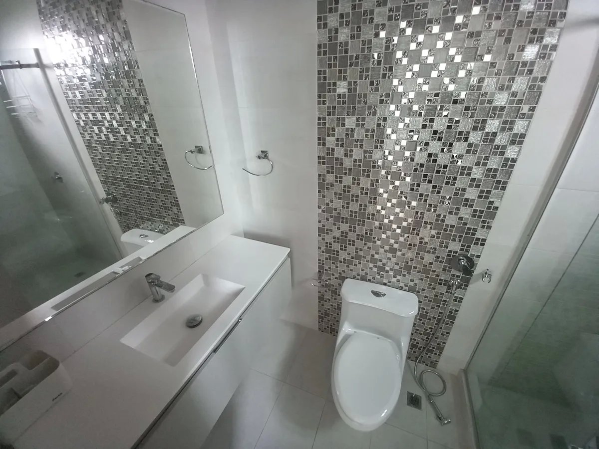 Venta de Apartamento Reposeido,PH Regalia, Costa del Este
