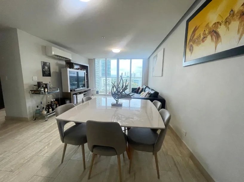 Alquiler de Apartamento ( Amoblado) Costa del Este