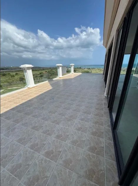 Venta de Apartamento (PentHouse) San Carlos
