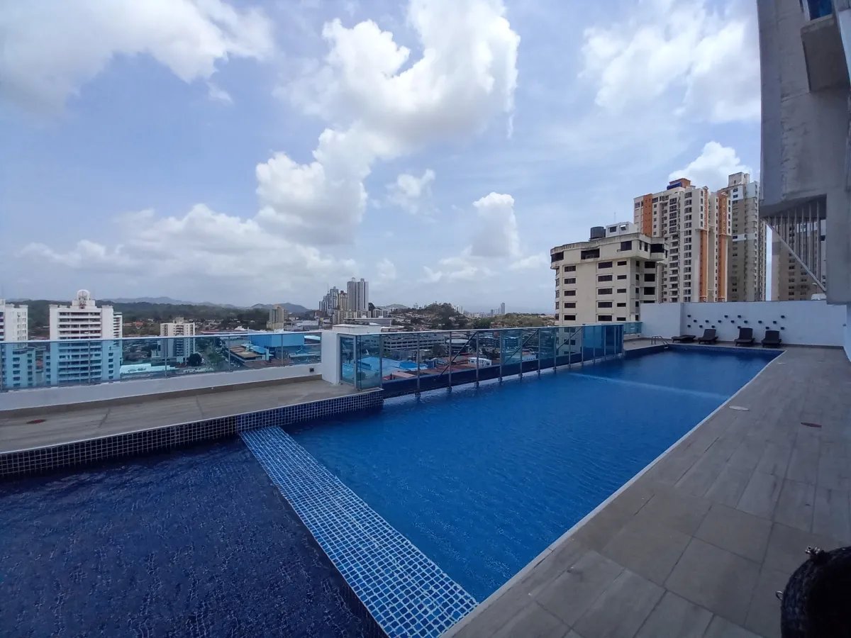 Apartment For Sale in Calle Dos Mares
