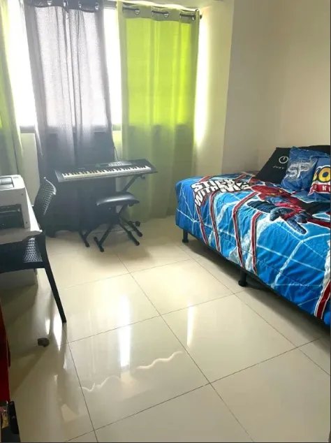 Apartment For Sale in Avenida Balboa