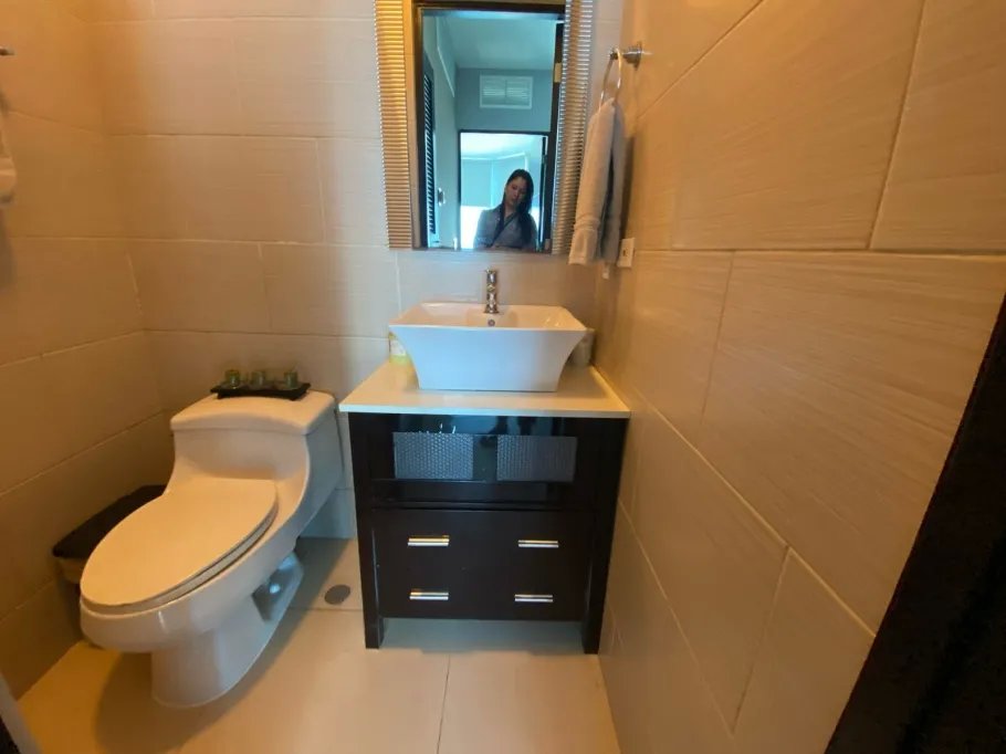 Apartment For Rent in Avenida Balboa, PH Destiny
