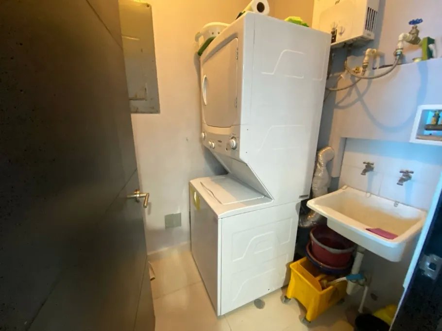 Apartment For Rent in Avenida Balboa, PH Destiny