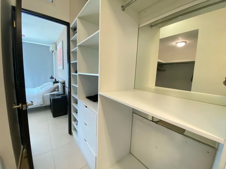 Apartment For Rent in Avenida Balboa, PH Destiny