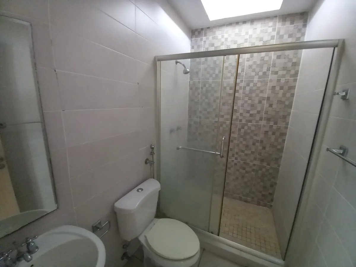 Venta de casa reposeída, Paseo del Norte, PH Victoria, Brisas del Golf