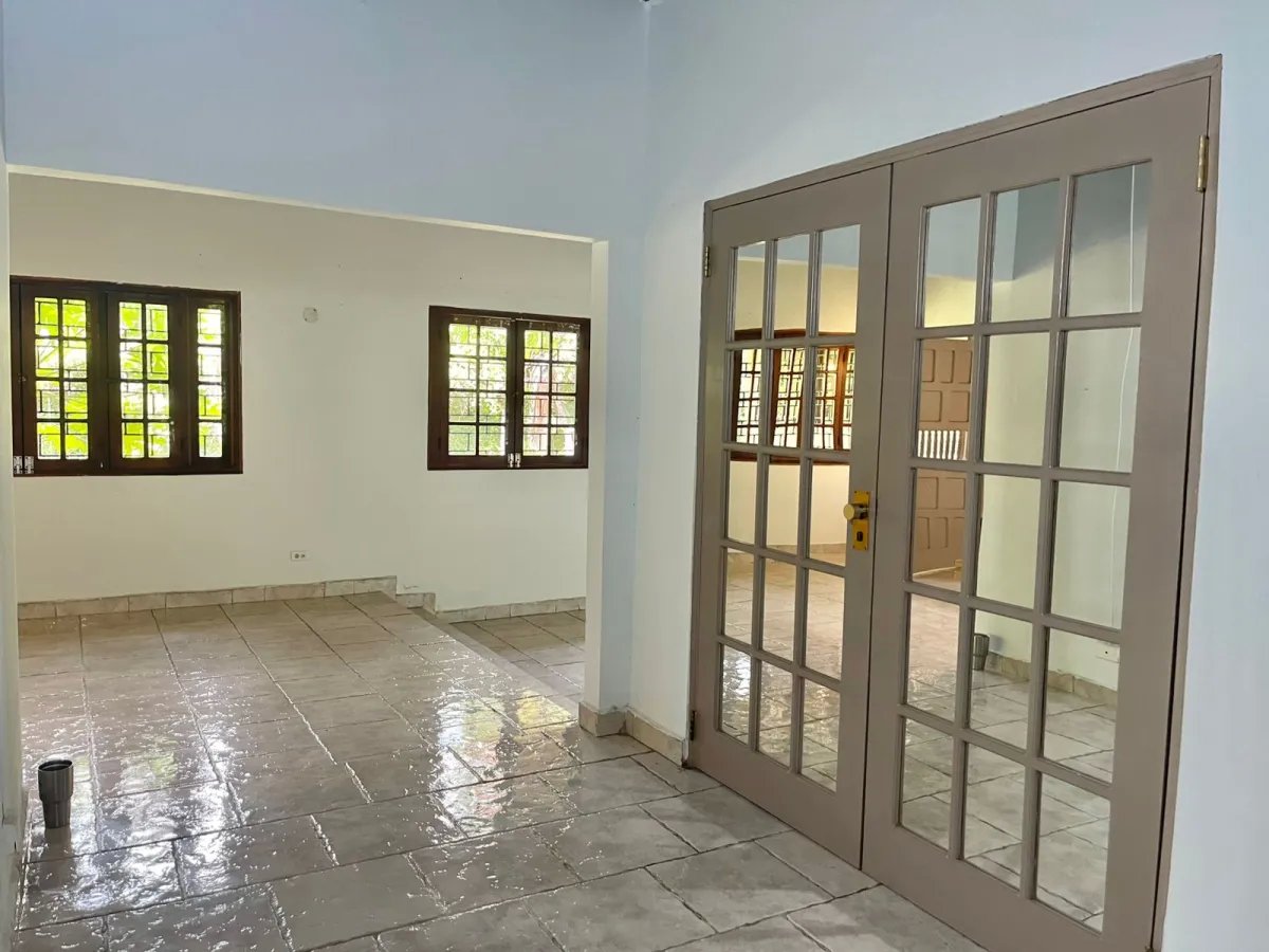 Remate de casa en Las Cumbres