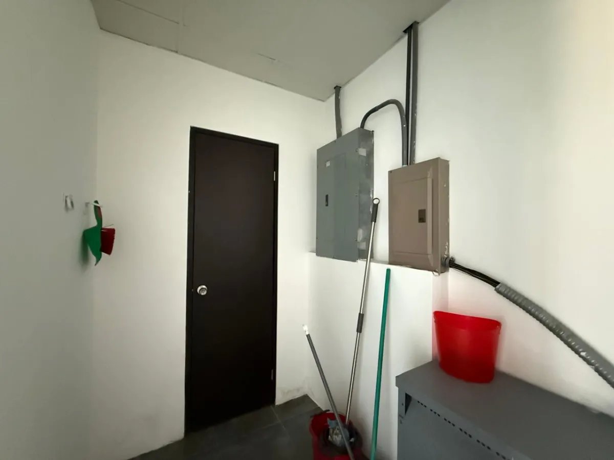 En venta o alquiler, oficina de 63 m² en Obarrio