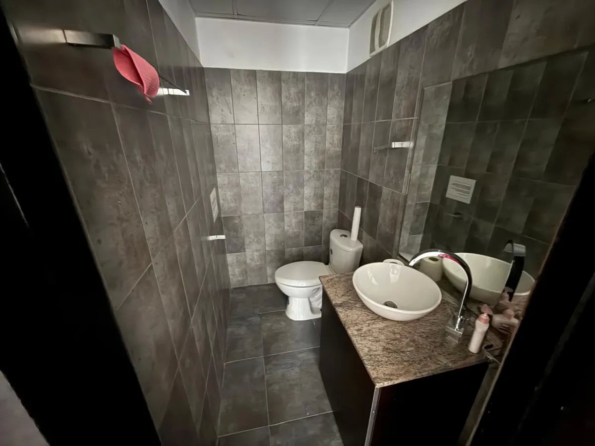 En venta o alquiler, oficina de 63 m² en Obarrio