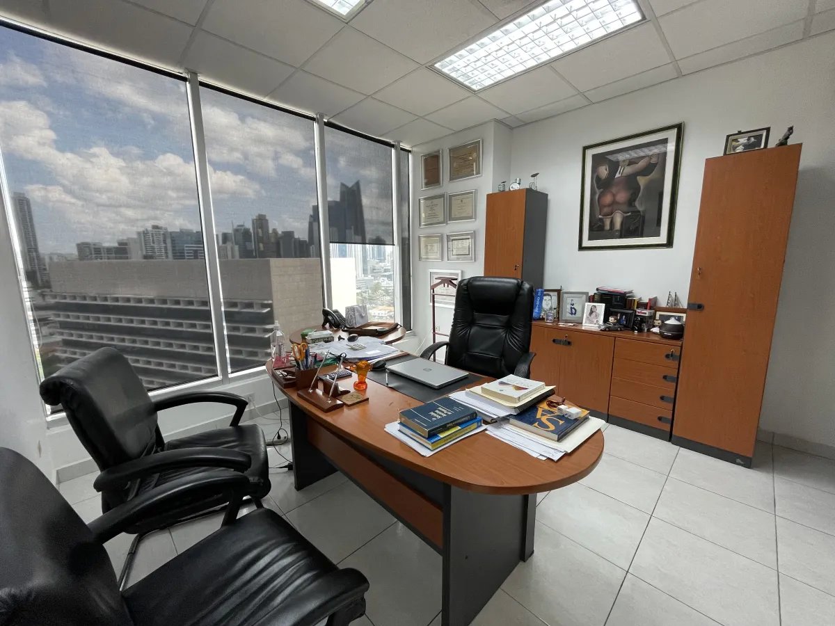 Office For Sale in Bella Vista