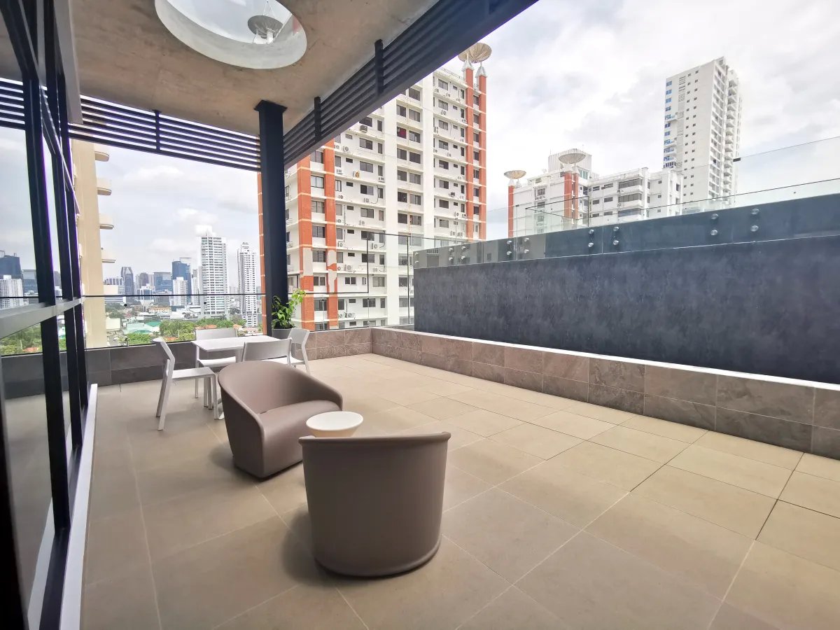 Apartment For Sale in San Francisco