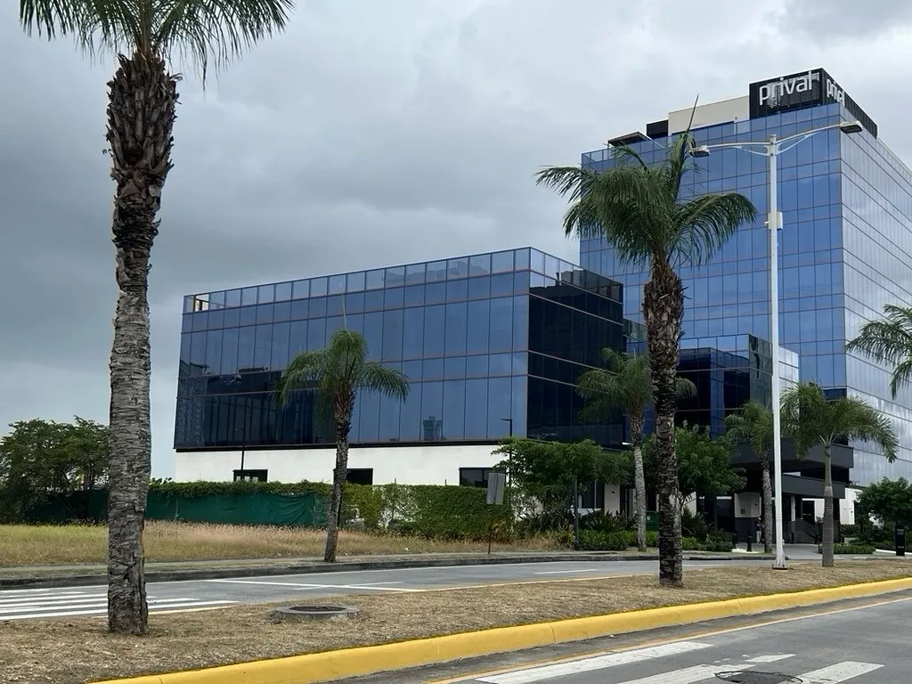 Se vende edificio de oficinas en Santa María Business Park