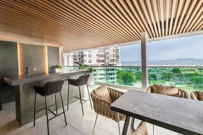 Apartment For Sale in Costanera