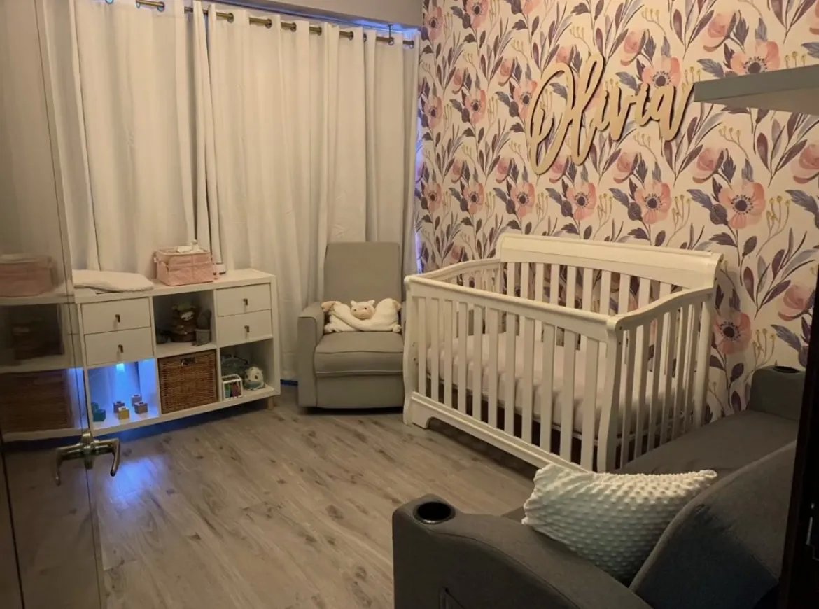 Apartment For Sale in Avenida Balboa