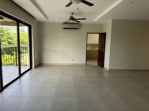 Apartment For Rent in Calle Demetrio Basilio Lakas