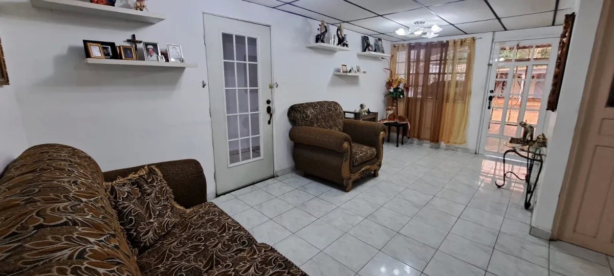 Venta de Casa en Arboleda de Cáceres, Arraiján