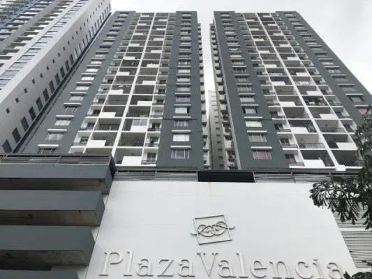 Apartment For Sale in Vía España