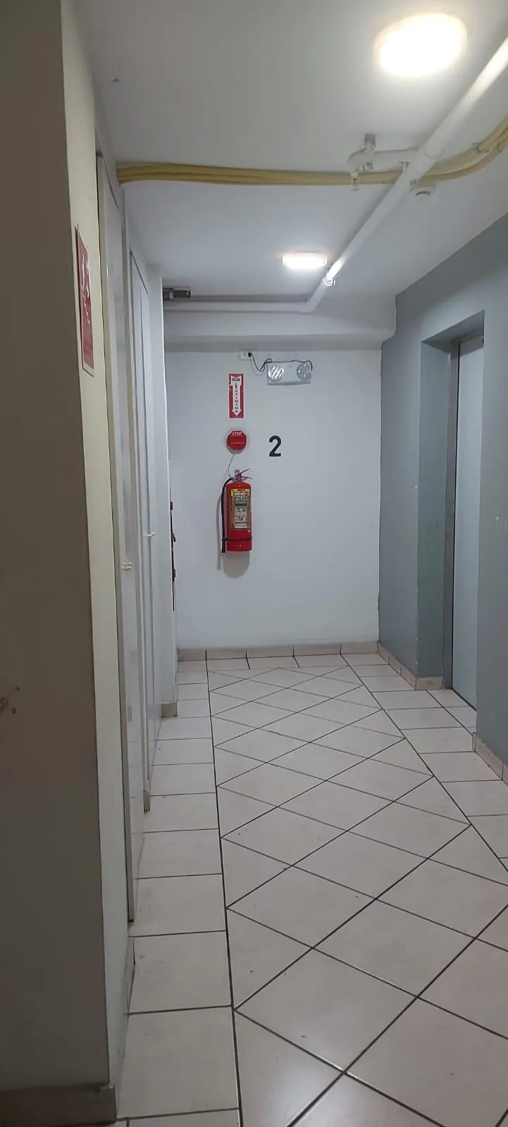 Apartment For Sale in Vía España
