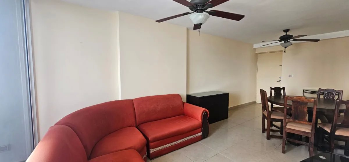 Apartment For Rent in Condado Del Rey