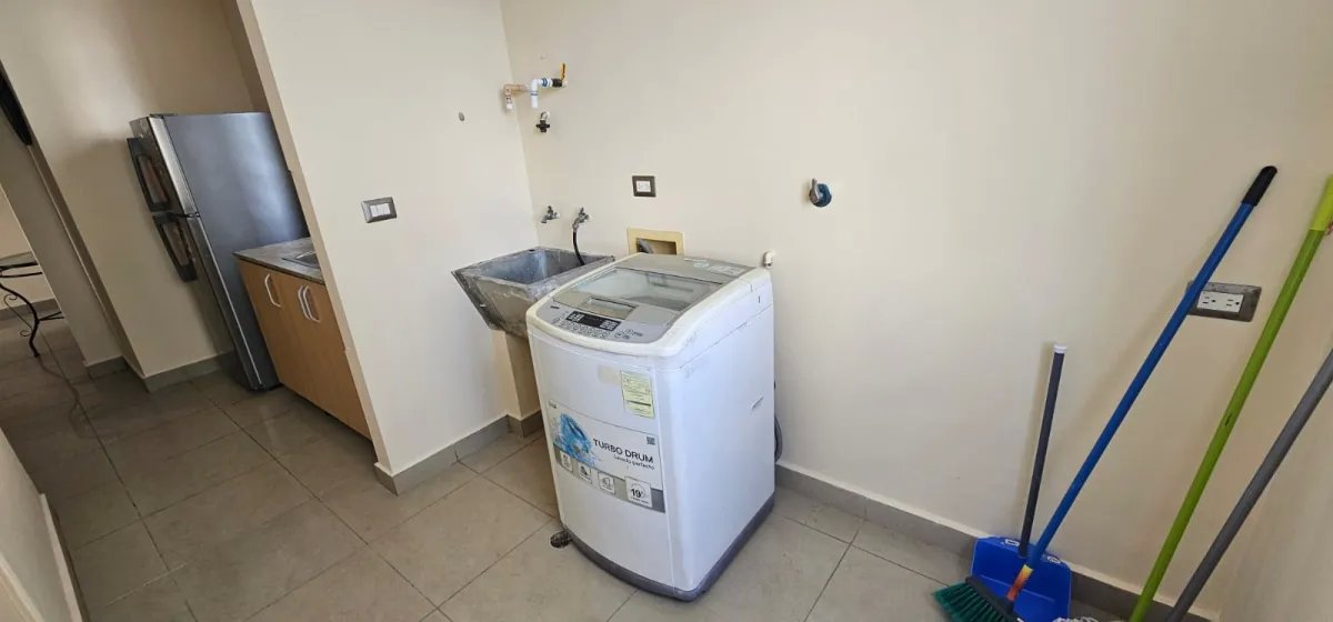 Apartment For Rent in Condado Del Rey