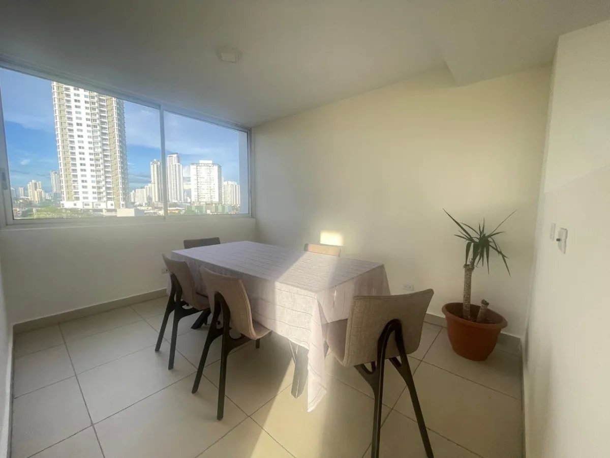 Apartment For Sale in El carmen