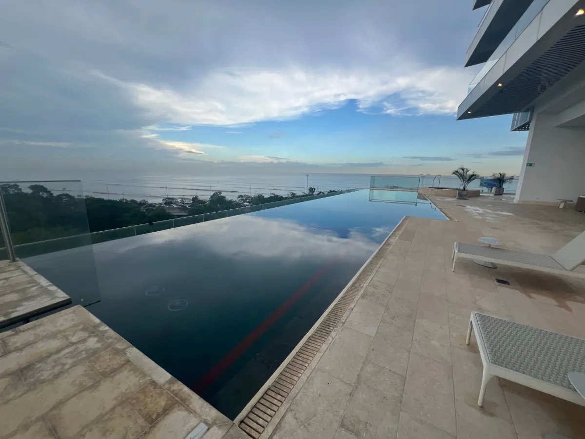 Apartment For Sale in Calle los Fundadores