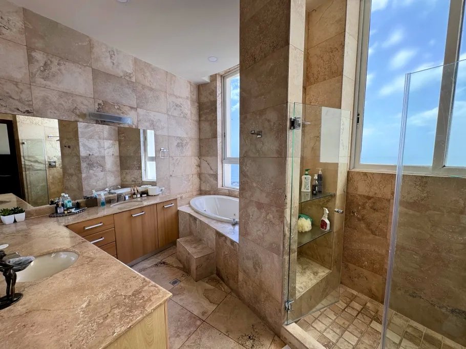Venta de apartamento en PH Bahía Pacífica, Panamá