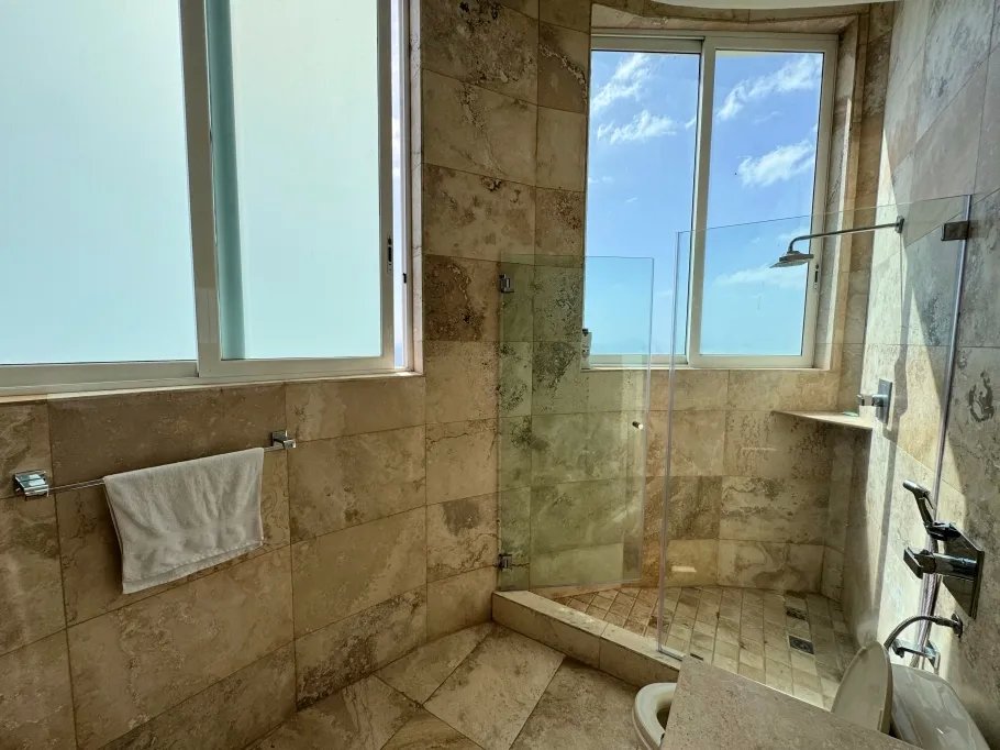 Venta de apartamento en PH Bahía Pacífica, Panamá