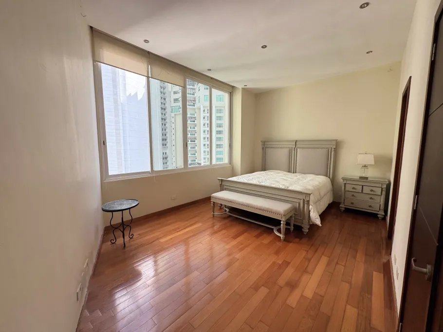Venta de apartamento en PH Bahía Pacífica, Panamá
