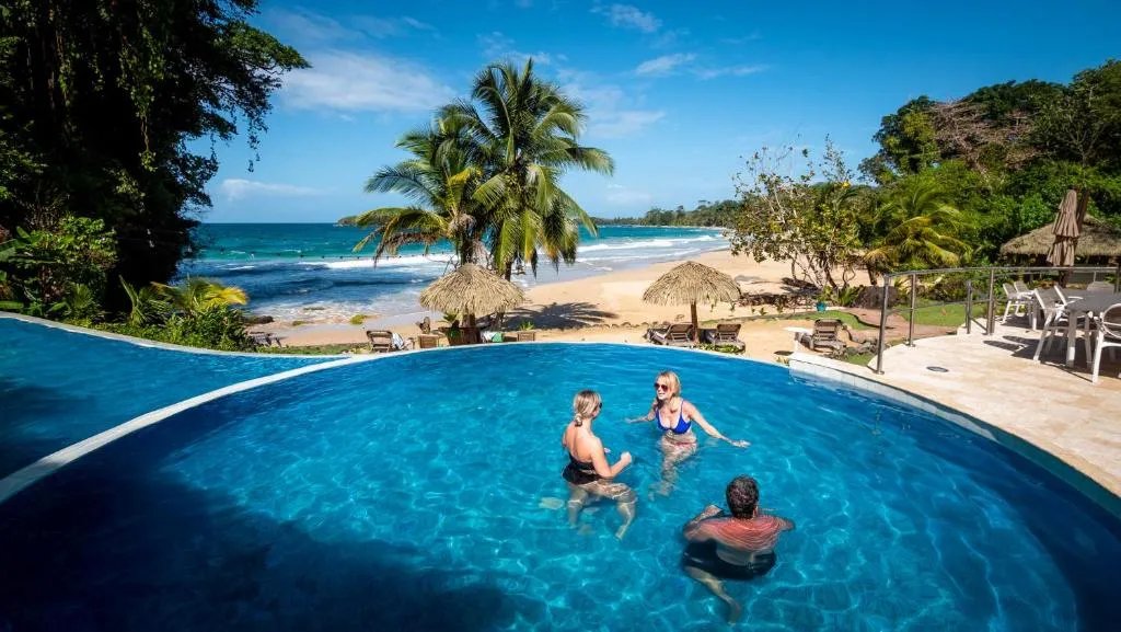 House For Sale in Bastimentos Island