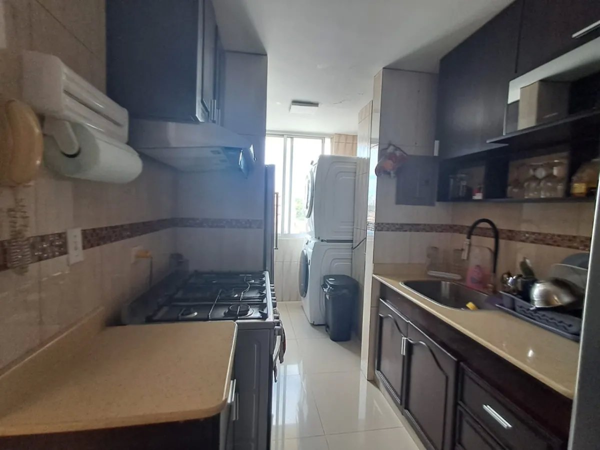 Venta de apartamento amoblado en Betania