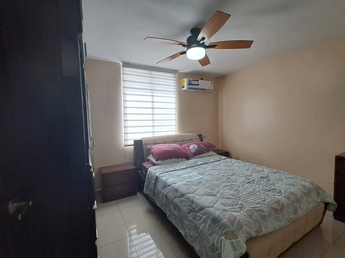 Venta de apartamento amoblado en Betania