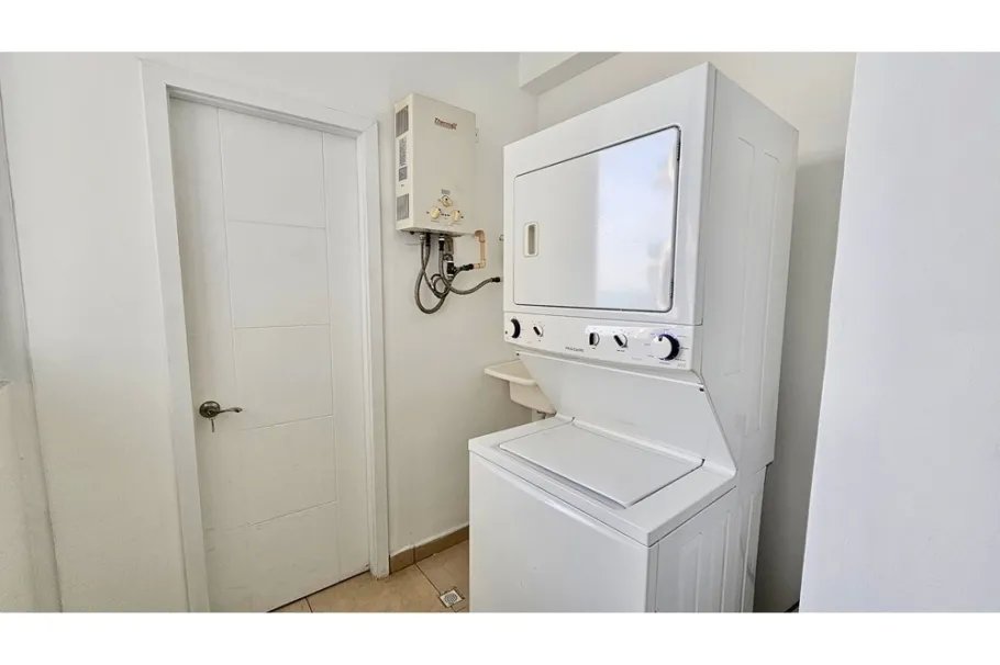 Condominium For Sale in Calle Punta Colón