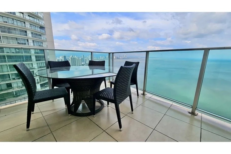 Venta de apartamento amoblado en Punta Pacífica, San Francisco