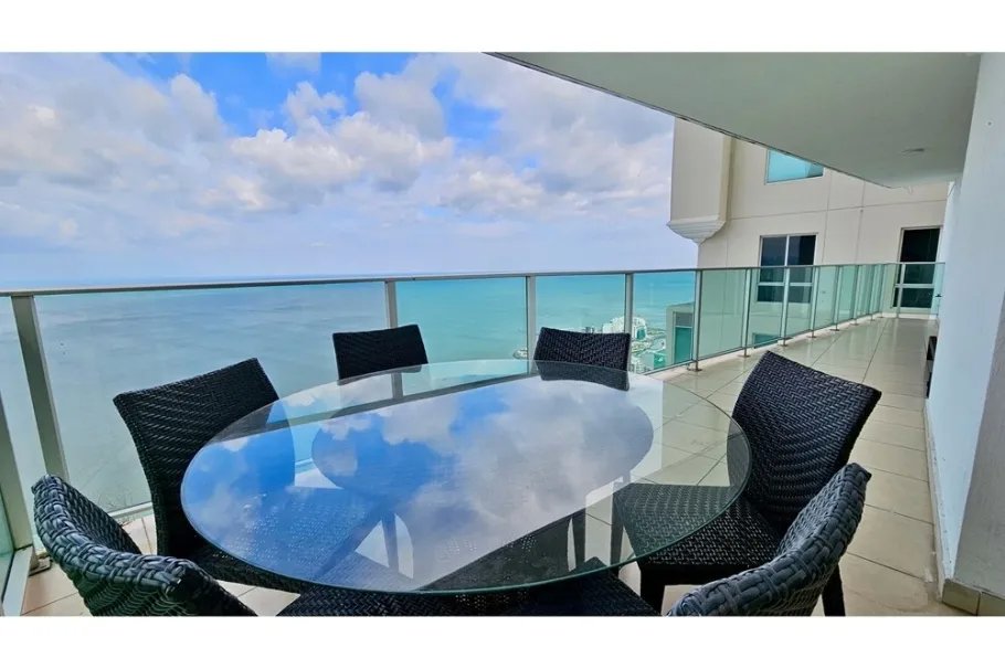 Venta de apartamento amoblado en Punta Pacífica, San Francisco