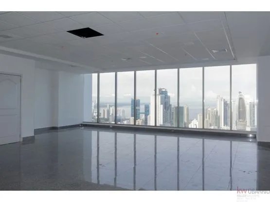 Office For Rent in Avenida Balboa