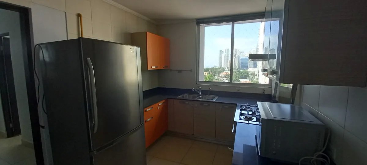 Apartment For Sale in San Francisco