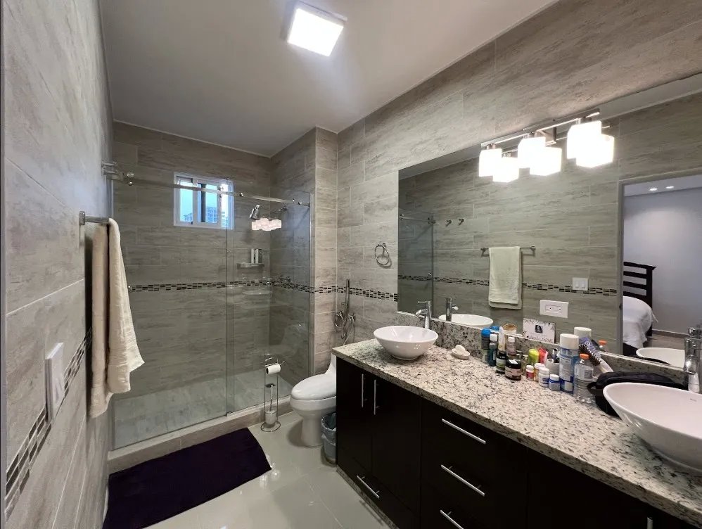 Apartment For Sale in PH. Mandarin Bay, Calle 76 Este